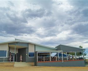Cottontails Restaurant Winery And Function Centre - Queensland Tourism 0