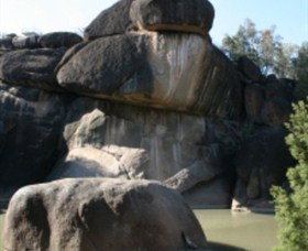 Cranky Rock Nature Reserve - QLD Tourism 0