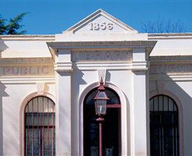 Burke Museum - Queensland Tourism 0