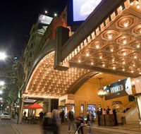 Australian Shakespeare Company - Queensland Tourism