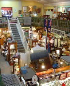 The Victory Theatre Antique Centre - QLD Tourism 1