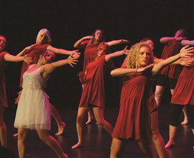 Tuggeranong Arts Centre - QLD Tourism 1
