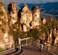 Echo Point lookout Three Sisters - Queensland Tourism