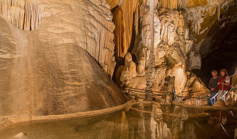 Junction Cave - Queensland Tourism 0
