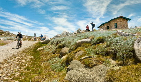 Mount Kosciuszko Summit Walk - QLD Tourism 0