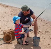 Lake Dyer - QLD Tourism