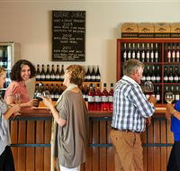 Upper Reach Winery and Cellar Door - QLD Tourism