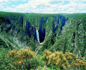 Wollomombi NSW QLD Tourism