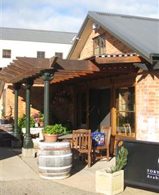 Eling Forest Cellar Door And Cafe - Queensland Tourism 2
