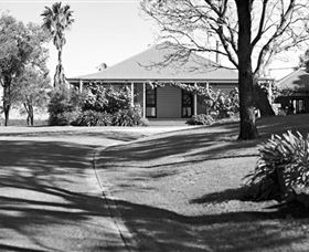 Scarborough Wine Co. - QLD Tourism 0