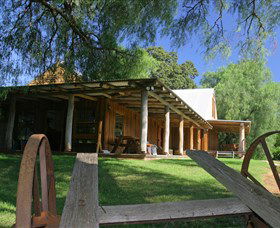 Tinklers Wines And Farm Produce - Queensland Tourism 0