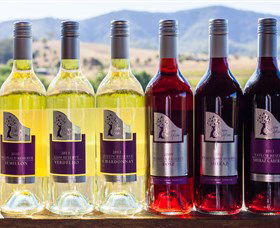 Robyn Drayton Wines - Queensland Tourism 0