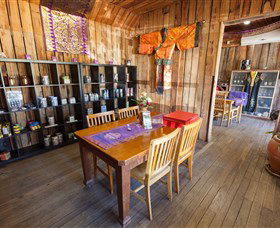 Robyn Drayton Wines - Queensland Tourism 3
