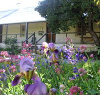 Raglan Gallery And Cultural Centre - QLD Tourism