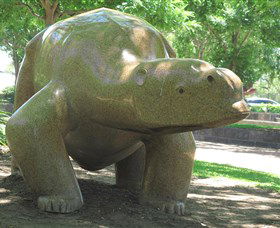 Sculpture Garden Campbelltown - QLD Tourism 3