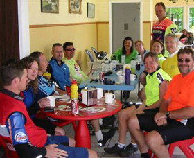Robertson Pie Shop - Queensland Tourism 3