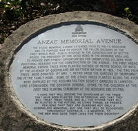 Anzac Memorial Avenue Redcliffe - Queensland Tourism