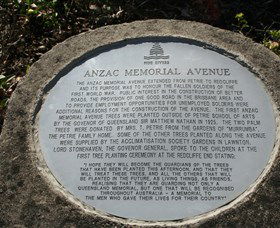 Anzac Memorial Avenue, Redcliffe - Queensland Tourism 0