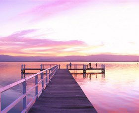 Lake Illawarra - QLD Tourism 0