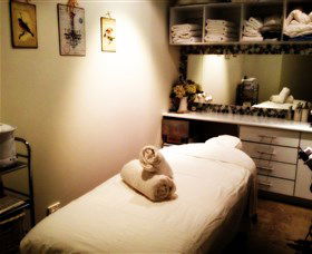 Refresh Face And Body - QLD Tourism 0