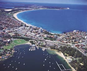 Cronulla Beach - QLD Tourism 0