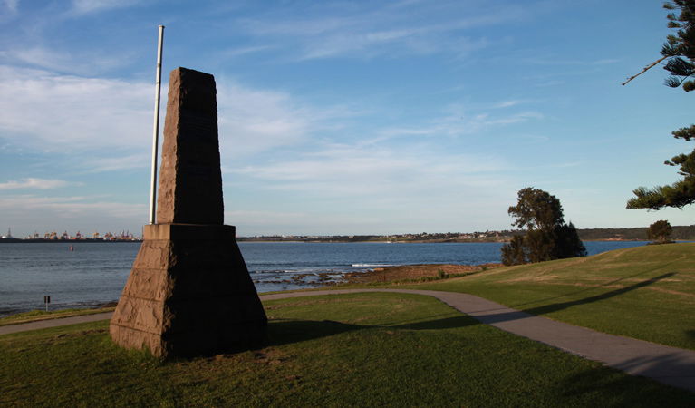 Canberra And Surrounds ACT QLD Tourism
