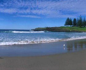 Surf Beach Kiama - Queensland Tourism 0