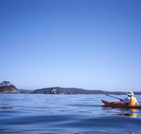 Kayaking Batemans Bay - QLD Tourism