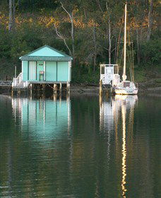 Kayaking Wagonga Inlet Narooma - Queensland Tourism 2