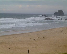 Narooma Surf Beach - Queensland Tourism 2