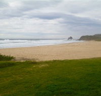 Narooma Surf Beach - Queensland Tourism