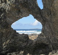 Glasshouse Rocks and Pillow Lava - Queensland Tourism