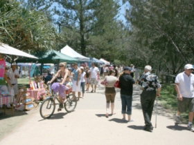 Coolangatta Art And Craft Markets - QLD Tourism 2