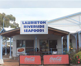Laurieton Riverside Seafoods - Queensland Tourism 1