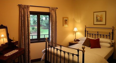 MossGrove Bed And Breakfast - QLD Tourism 0