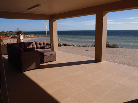 Sea La Vue - QLD Tourism 0