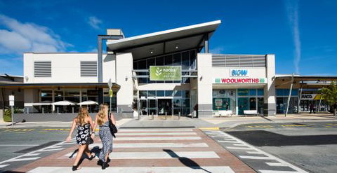 Noosa Civic Shopping Centre - Queensland Tourism 0
