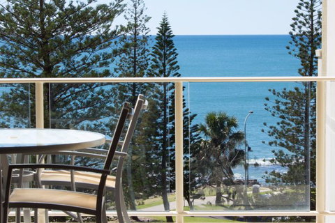 Pacific Beach Resort - Queensland Tourism 2