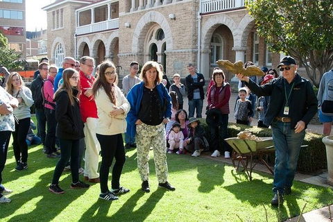 The Perth Mint: Guided Heritage Tour And Gold Pour - Queensland Tourism 1