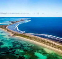 Romantic Abrolhos Islands Private Air and Land Tour from Geraldton - QLD Tourism