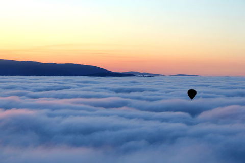 Yarra Valley Balloon Flight At Sunrise - QLD Tourism 2