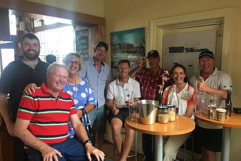 Champion Racehorse Tour With Beer And Wine Tasting - Queensland Tourism 8
