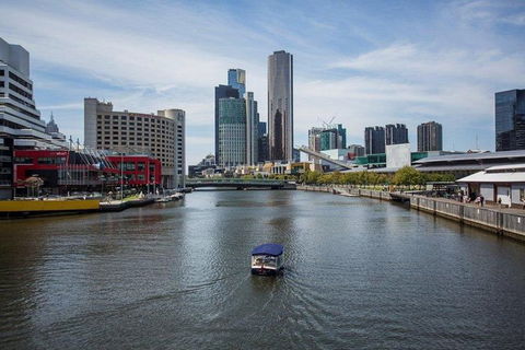2-Hour Self-Drive Boat Hire On The Yarra River - QLD Tourism 5