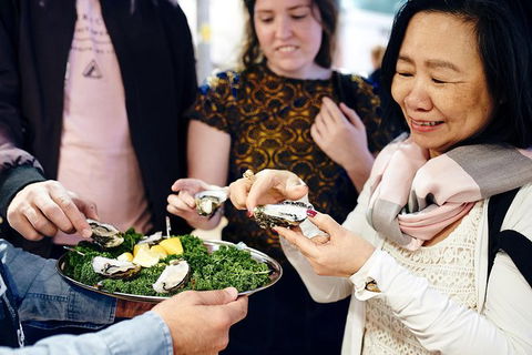 Queen Victoria Market Ultimate Foodie Tour - QLD Tourism 1