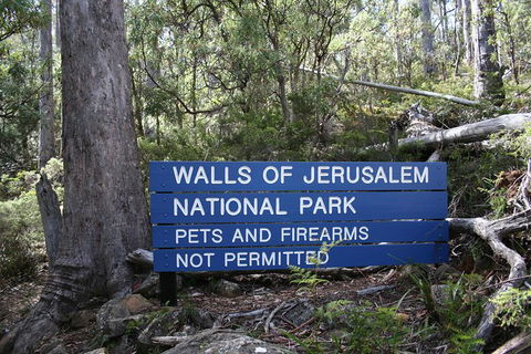 The Walls Of Jerusalem Supported Trekking Tour - Queensland Tourism 10
