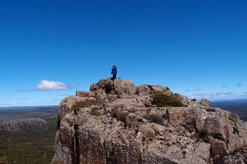 The Walls Of Jerusalem Supported Trekking Tour - Queensland Tourism 11
