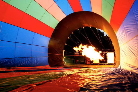 Hot Air Balloon Tasmania - Queensland Tourism 10