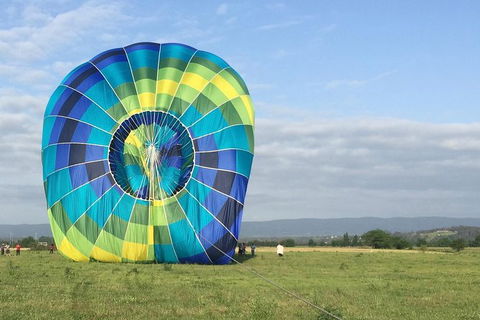 Hot Air Balloon Tasmania - Queensland Tourism 5