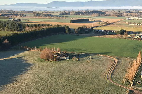 Hot Air Balloon Tasmania - Queensland Tourism 6