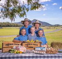 Mackay Aussie Farm  Drinks Tour - QLD Tourism